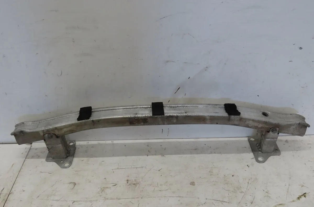 Renfort pare-choc avant Renault MEGANE II Break (KM0-1_) 1.5 dci (km02, km13) (2004-2006) occasion