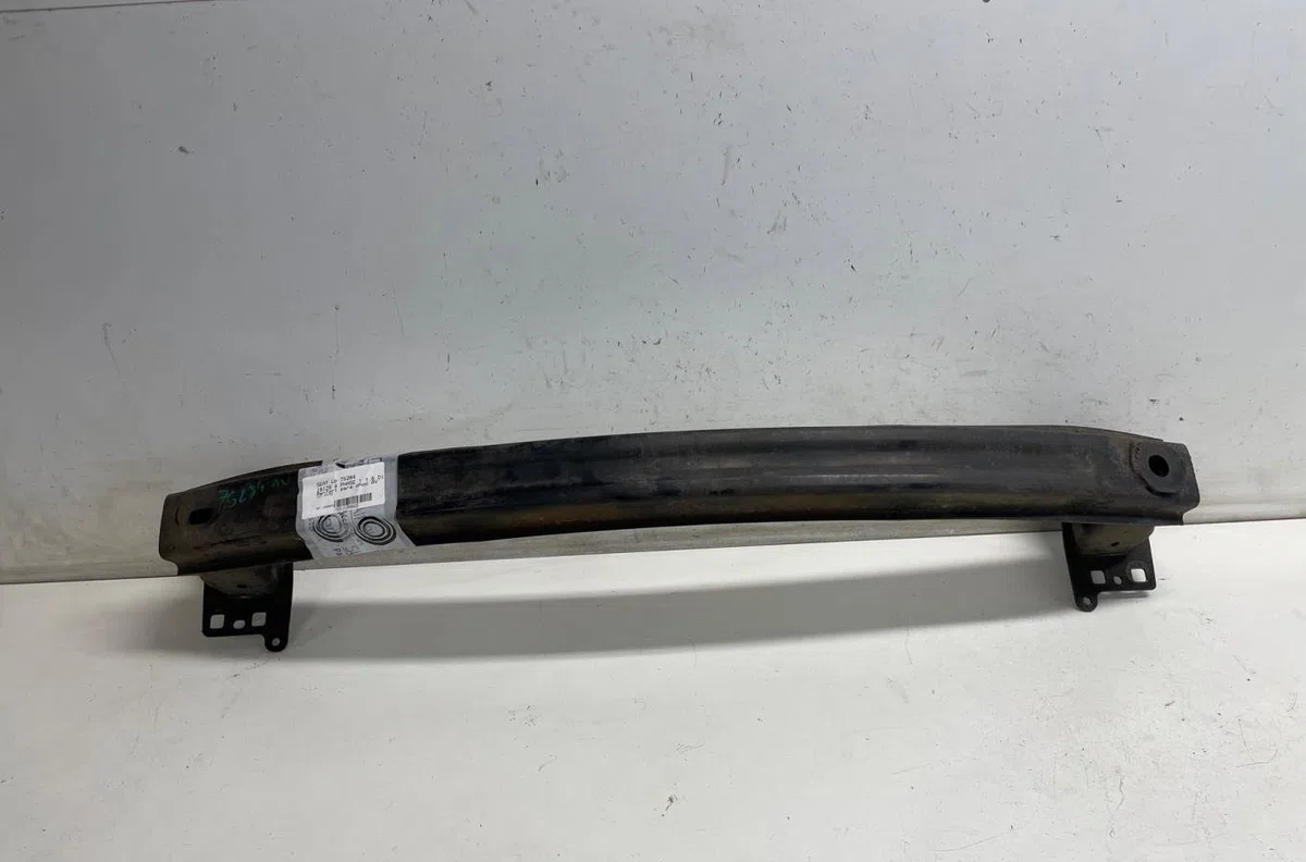 Renfort pare-choc avant Seat IBIZA IV (6J5, 6P1) 1.6 tdi (2009-2015) occasion