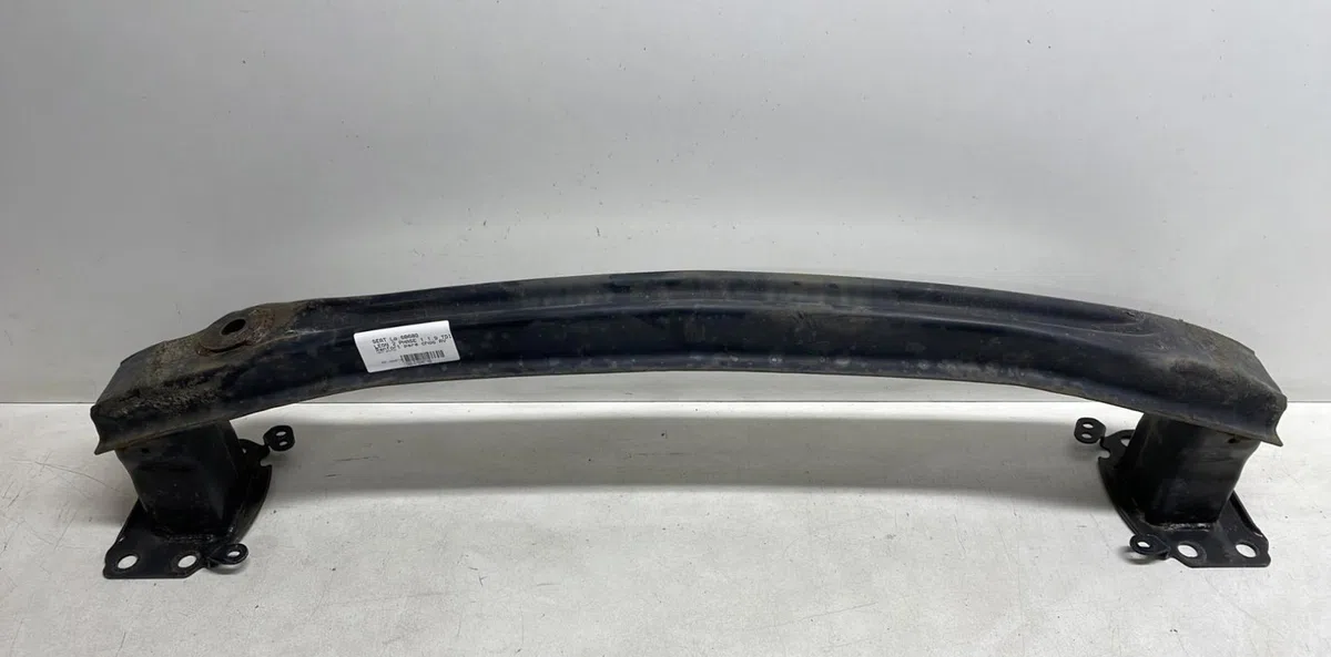 Renfort pare-choc avant Seat LEON (1P1) 1.9 tdi (2005-2010) 5 portes occasion