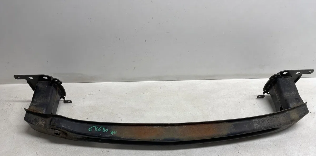 Renfort pare-choc avant Seat LEON (1P1) 1.9 tdi (2005-2010) 5 portes occasion