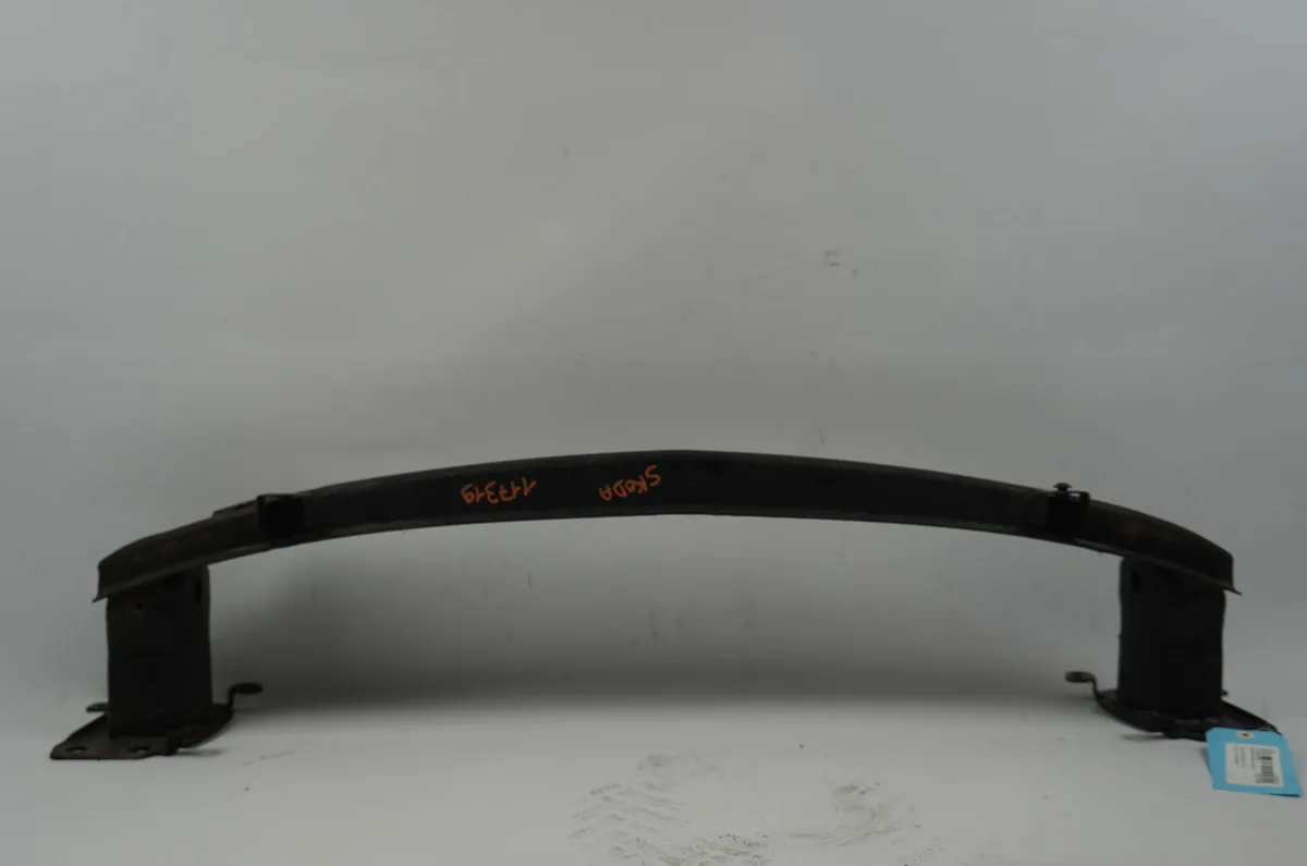 Renfort pare-choc avant Skoda OCTAVIA II Combi (1Z5) 1.9 tdi 4x4 (2004-2010) occasion