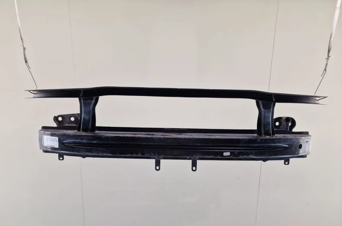 Renfort pare-choc avant VOLKSWAGEN PASSAT 5 PASSAT 5 BREAK occasion