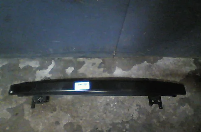 Renfort pare-choc avant Volkswagen POLO (9N_, 9A_) 1.4 tdi (2001-2005) 3 portes occasion