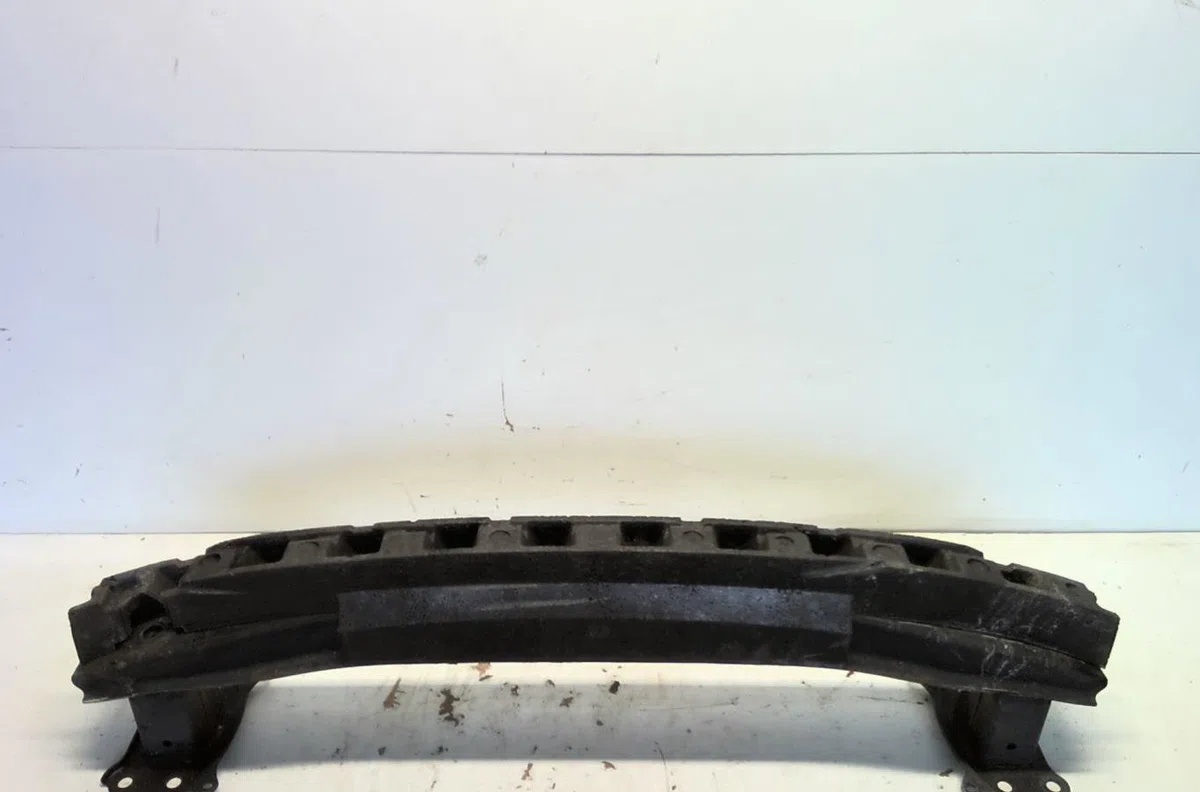 Renfort pare-choc avant Volkswagen TOURAN (1T1, 1T2) 1.9 tdi (2003-2004) 5 portes occasion