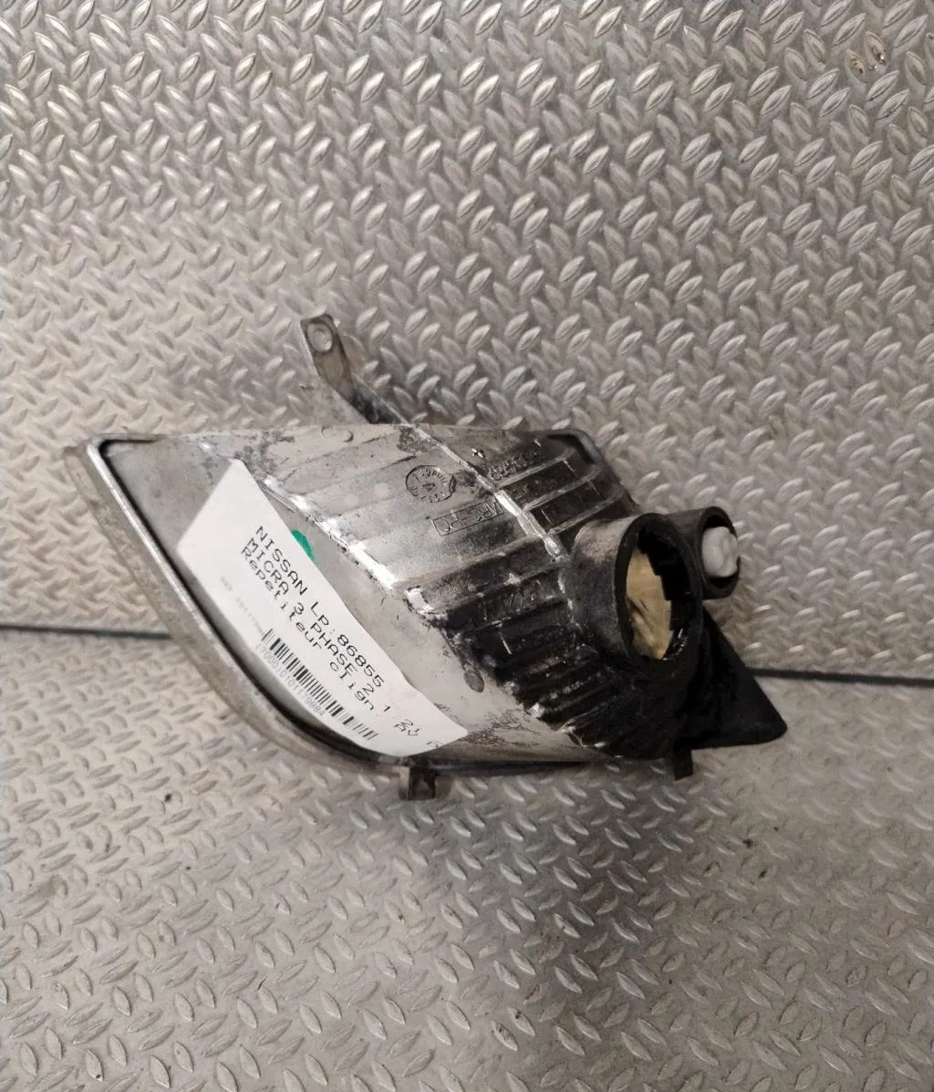 Répétiteur aile droite Nissan MICRA III (K12) 1.2 16v (2003-2010) occasion