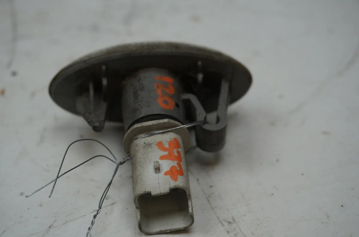 Répétiteur aile gauche Citroen C2 (JM_) 1.4 hdi (2003-2009) 3 portes occasion