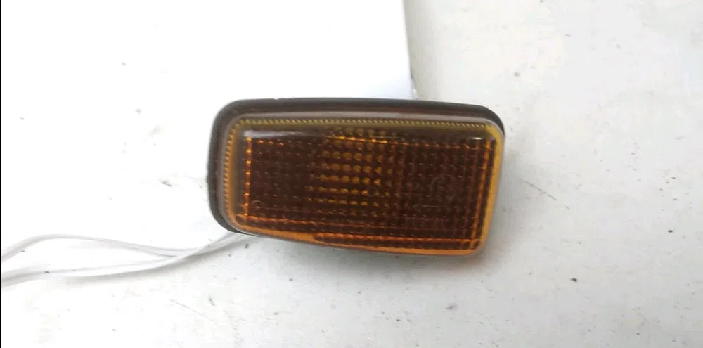 Répétiteur aile gauche Citroen XSARA Break (N2) 1.9 td (1997-2000) occasion