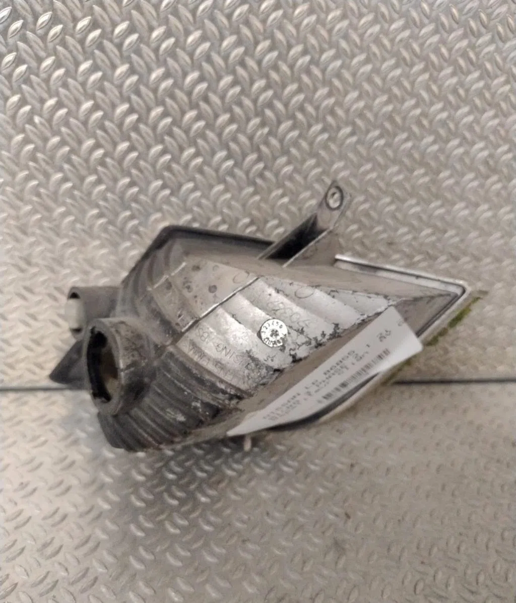 Répétiteur aile gauche Nissan MICRA III (K12) 1.2 16v (2003-2010) occasion