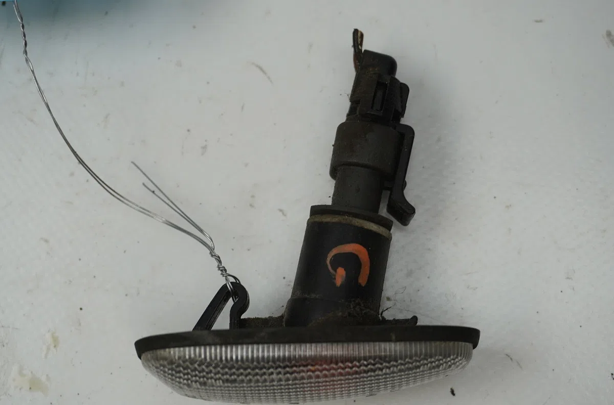 Répétiteur aile gauche Opel ASTRA G Break (T98) 1.7 dti 16v (f35) (2000-2004) occasion
