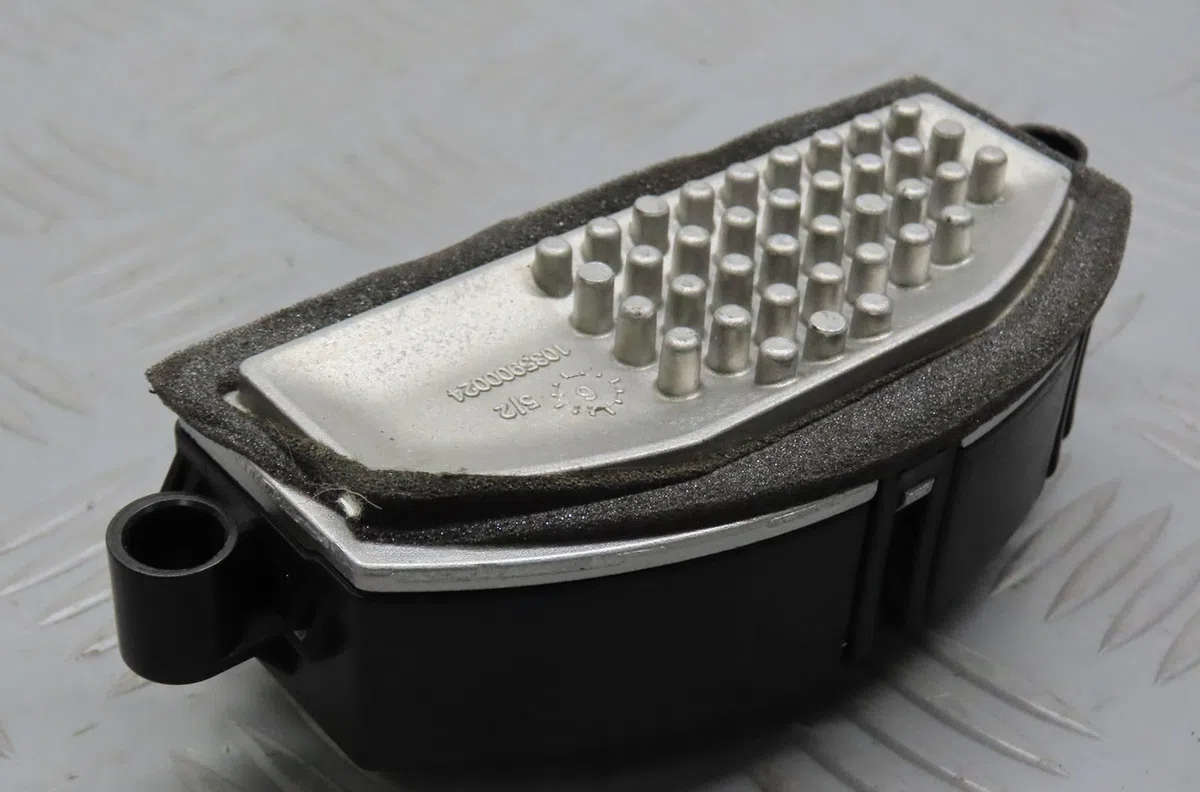 Resistance de chauffage Mercedes-benz CLASSE A (W176) A 180 (176.042) (2012-2018) occasion
