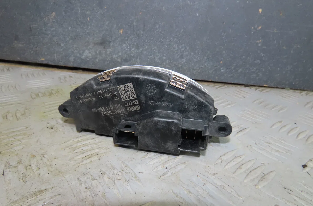 Resistance de chauffage Mercedes-benz VITO Camionnette (W447) 109 cdi (447.601, 447.603, 447.605) (2014) occasion