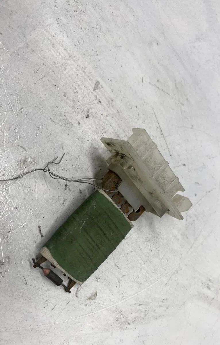 Resistance de chauffage Peugeot 107 (PM_, PN_) 1.0 (2005-2014) 3 portes occasion