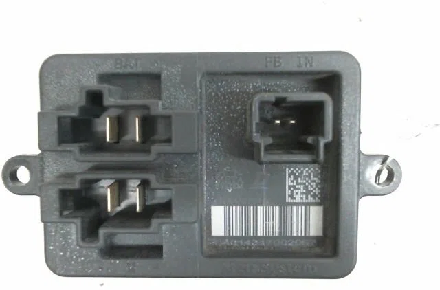 Resistance de chauffage Peugeot 3008 SUV (MC_, MR_, MJ_, M4_) 1.2 hybrid 136 (mrhpye) (2023) occasion