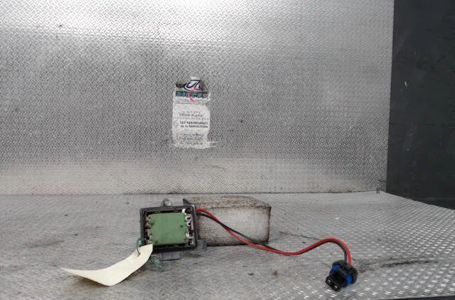 Resistance de chauffage RENAULT CLIO 2 CAMPUS  CLIO 2 CAMPUS PHASE 2 occasion