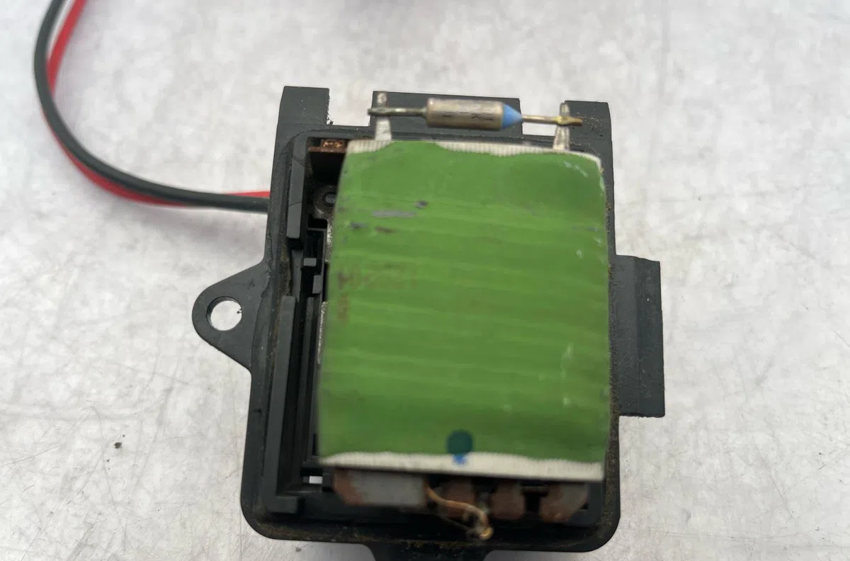 Resistance de chauffage RENAULT CLIO 2 PHASE 1 occasion