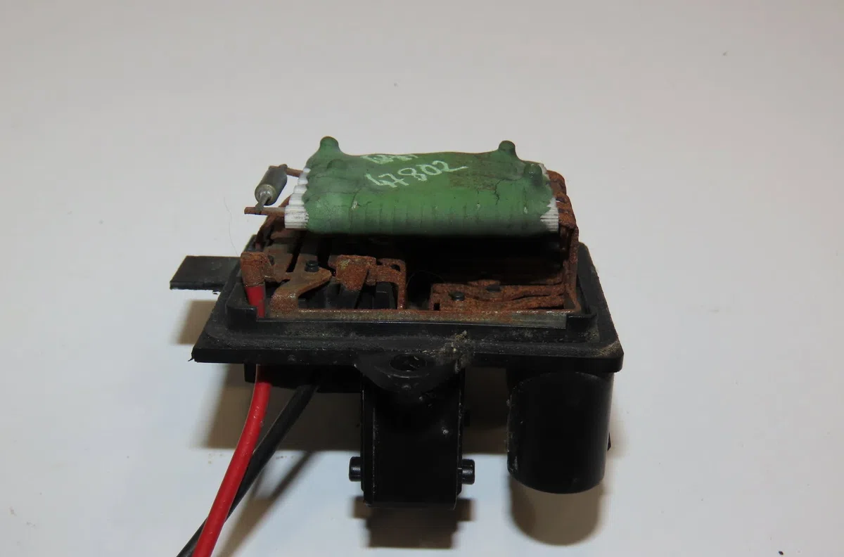 Resistance de chauffage Renault CLIO II (BB_, CB_) 1.2 (bb0a, bb0f, bb10, bb1k, bb28, bb2d, bb2h, cb0a,... (1998-2010) 5