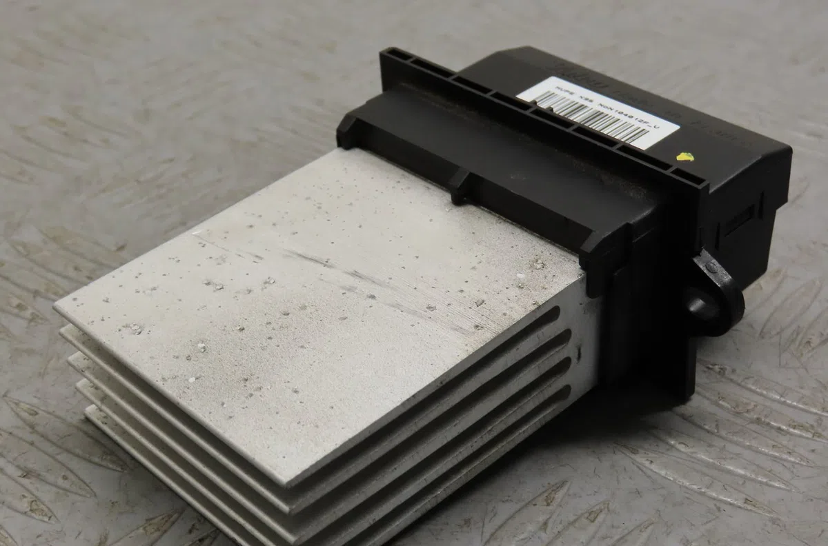 Resistance de chauffage Renault CLIO III (BR0-1, CR0-1) 1.6 16v (br05, br0b, br0y, br15, br1j, br1m, br1y, cr0b,... (200