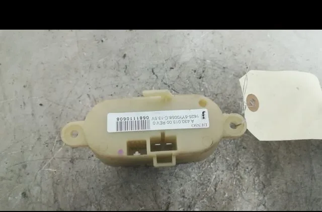 Resistance de chauffage Renault KANGOO - GRAND KANGOO II (KW0-1_) 1.5 dci 90 (kw05, kw08, kw0g, kw11) (2008) occasion