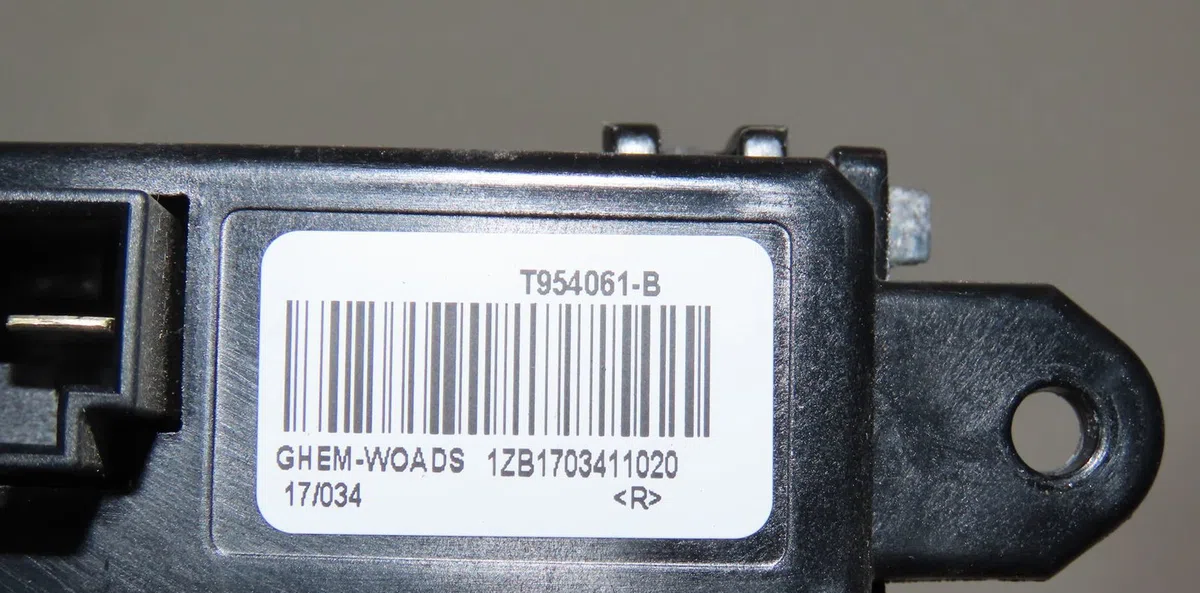 Resistance de chauffage Renault MEGANE IV 3-5 portes (B9A-M-N_) 1.5 dci 90 (b9a1) (2015) occasion