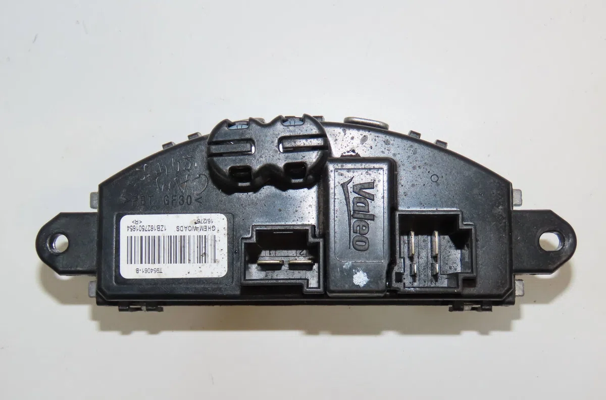 Resistance de chauffage Renault MEGANE IV 3-5 portes (B9A-M-N_) 1.6 dci 130 (b9a4) (2015) occasion