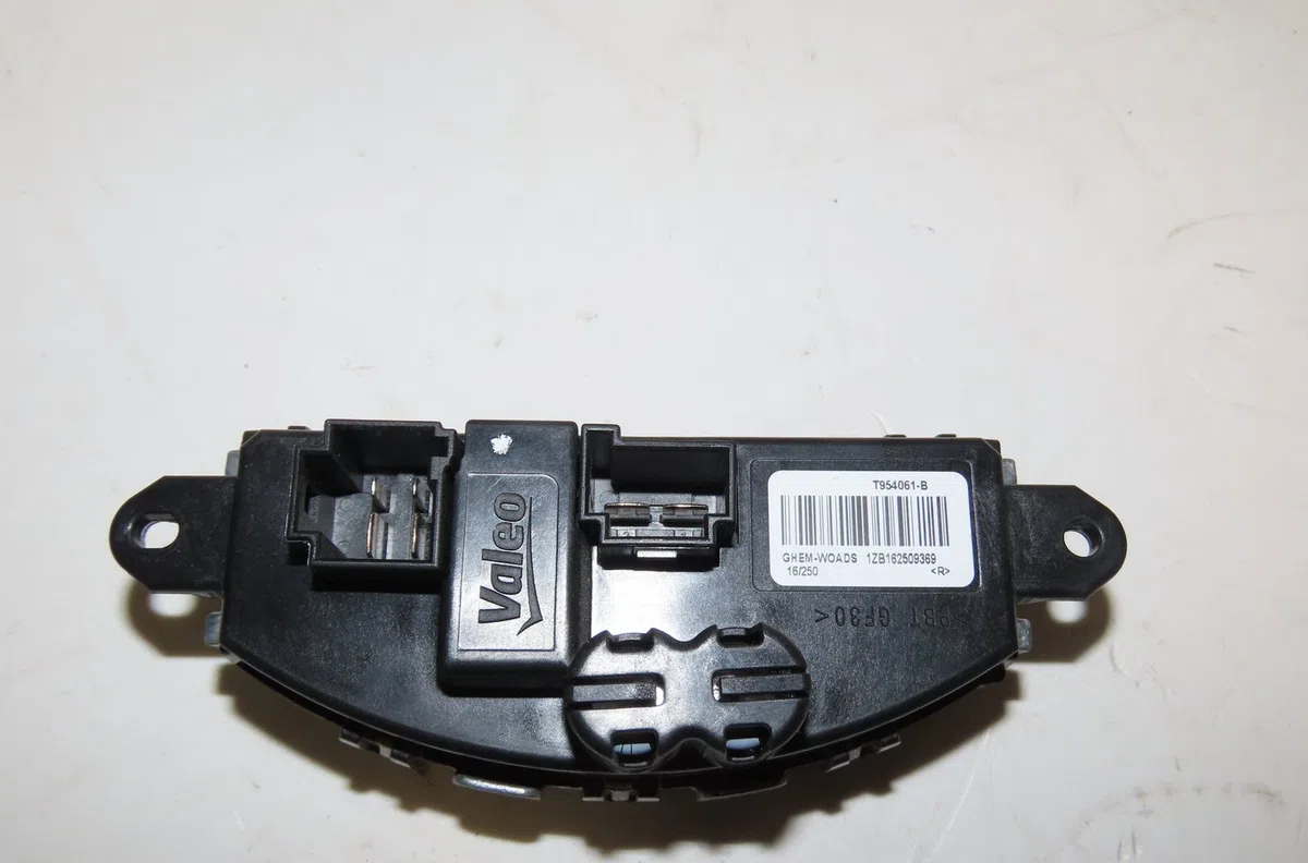 Resistance de chauffage Renault MEGANE IV Estate (K9A-M-N_) 1.5 dci 110 (2016) occasion