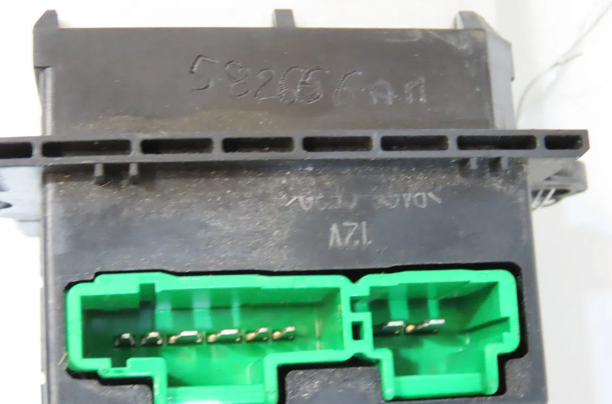 Resistance de chauffage Renault SCÉNIC II (JM0-1_) 1.9 dci (jm0g, jm12, jm1g, jm2c) (2003-2006) occasion