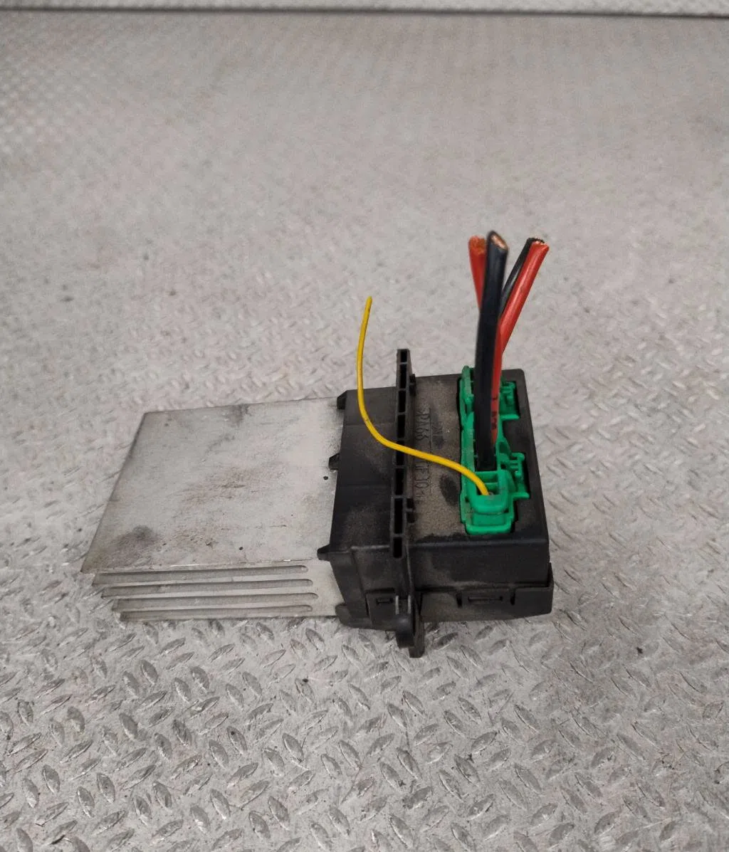 Resistance de chauffage Renault SCÉNIC II (JM0-1_) 1.9 dci (jm14) (2005-2008) 5 portes occasion