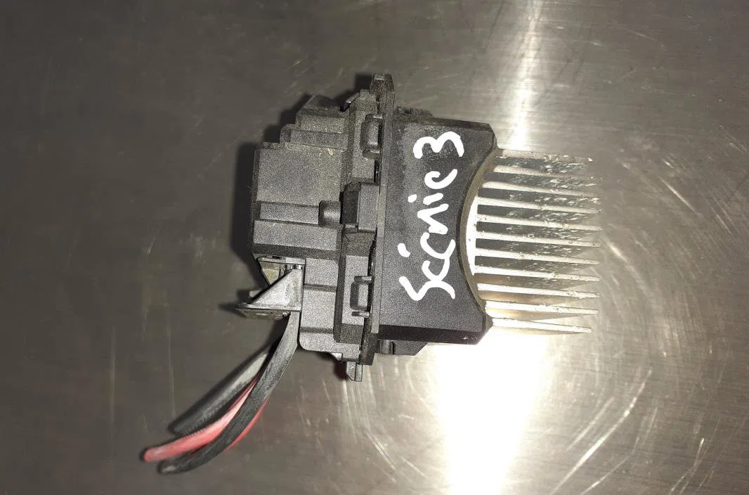 Resistance de chauffage Renault SCÉNIC III (JZ0-1_) 1.5 dci (jz02, jz0r) (2010) occasion