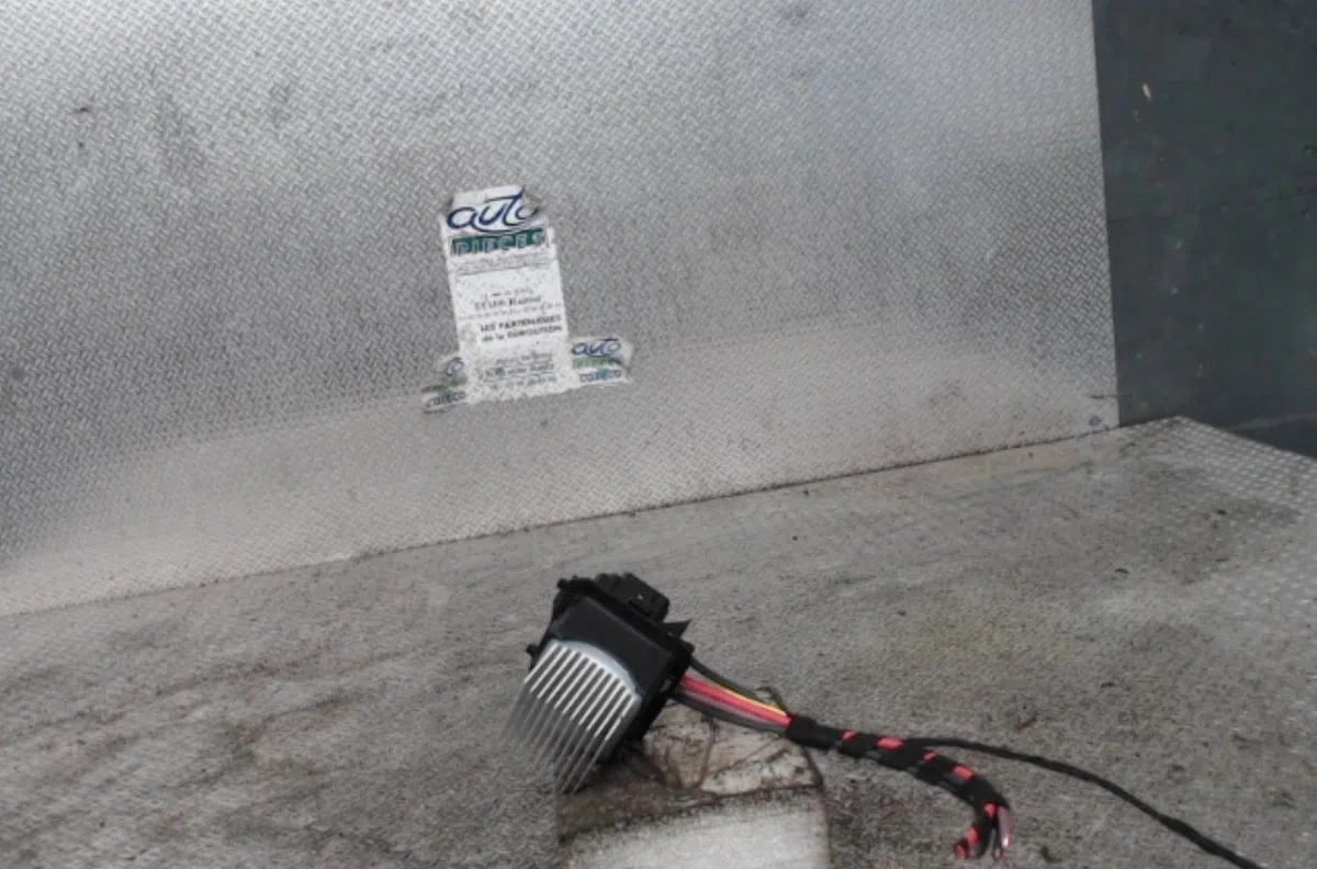 Resistance de chauffage RENAULT TRAFIC 3 COURT  TRAFIC 3 COURT PHASE 2 occasion