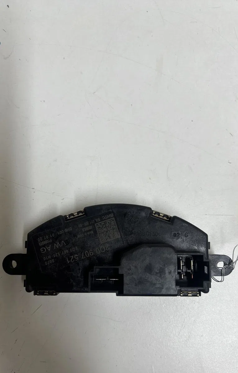 Resistance de chauffage Volkswagen POLO VI (AW1, BZ1, AE1) 1.0 tsi (2017) occasion