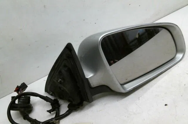 Retroviseur exterieur electrique droit Audi A6 C6 Avant (4F5) 3.0 tdi quattro (2006-2008) occasion
