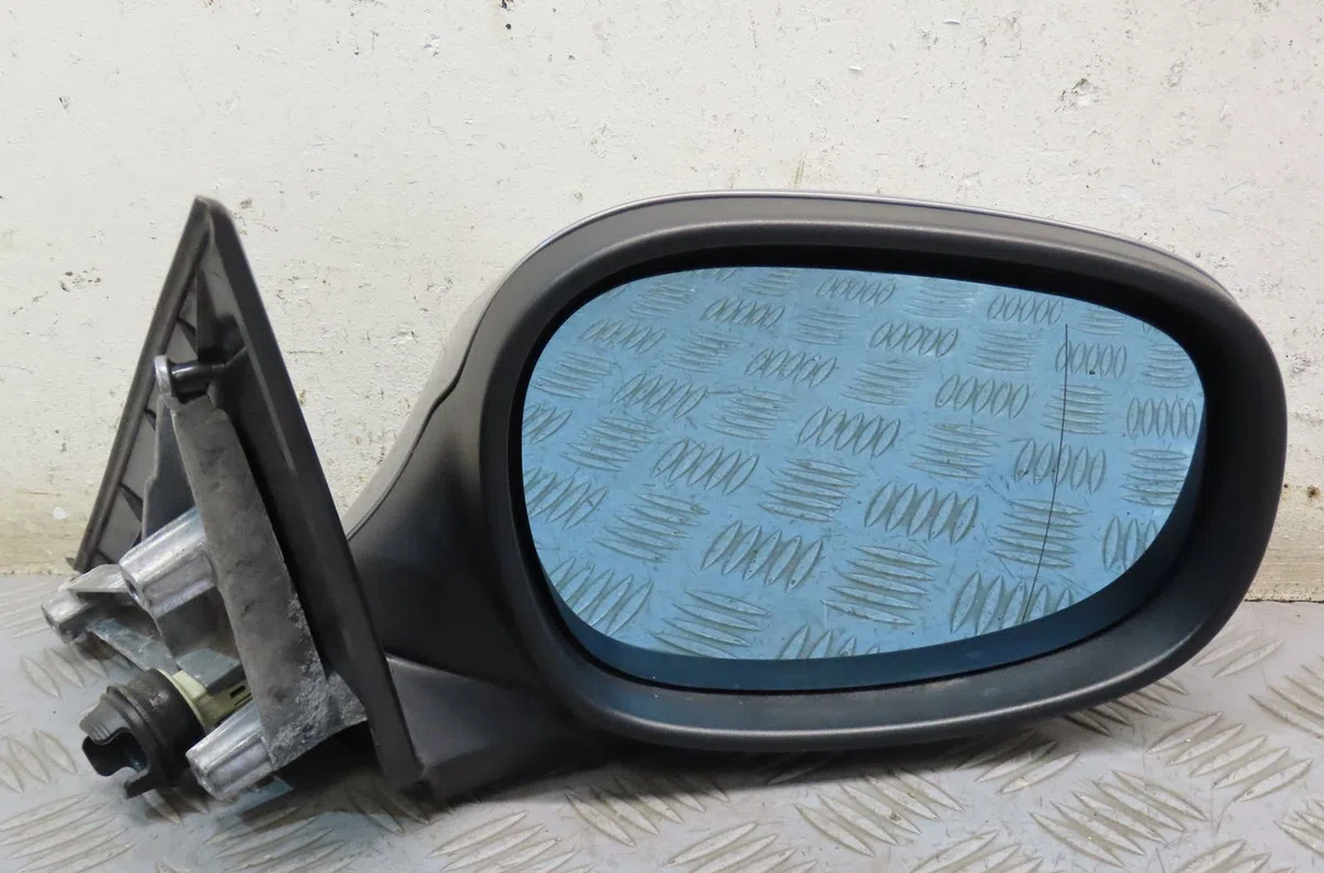 Retroviseur exterieur electrique droit Bmw 1 (E87) 118 d (2004-2007) 5 portes occasion