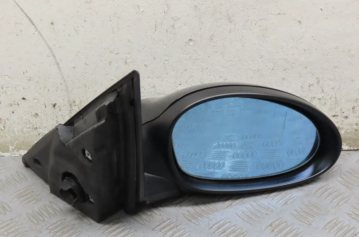 Retroviseur exterieur electrique droit Bmw 1 (E87) 118 d (2004-2007) occasion