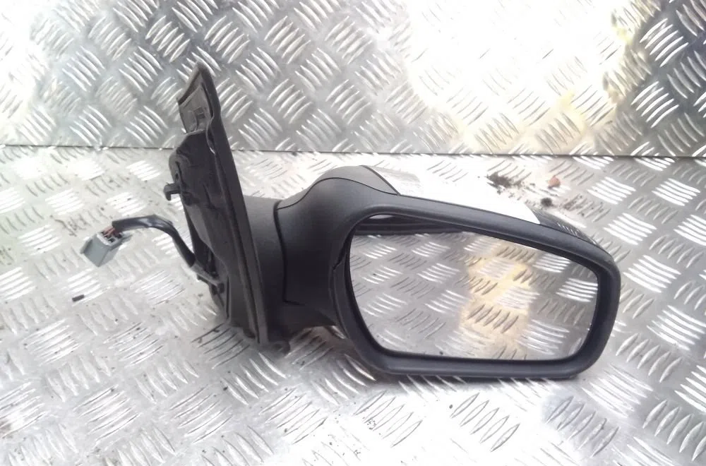 Retroviseur exterieur electrique droit Ford FOCUS II (DA_, HCP, DP) 1.6 tdci (2004-2012) occasion