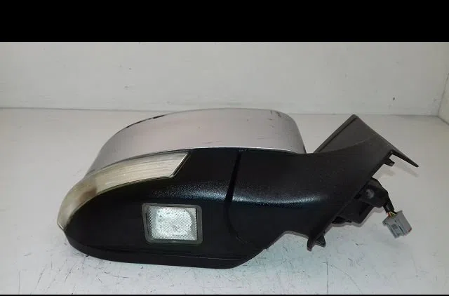 Retroviseur exterieur electrique droit Ford FOCUS II (DA_, HCP, DP) 1.6 tdci (2004-2012) occasion