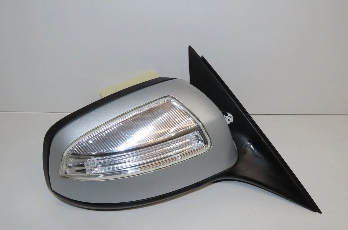 Retroviseur exterieur electrique droit Mercedes-benz CLASSE C (W204) C 220 cdi (204.008) (2007-2008) 4 portes occasion
