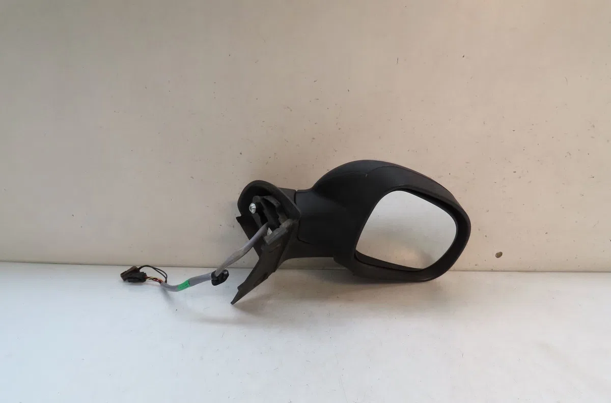 Retroviseur exterieur electrique droit Peugeot 1007 (KM_) 1.4 hdi (2005) occasion