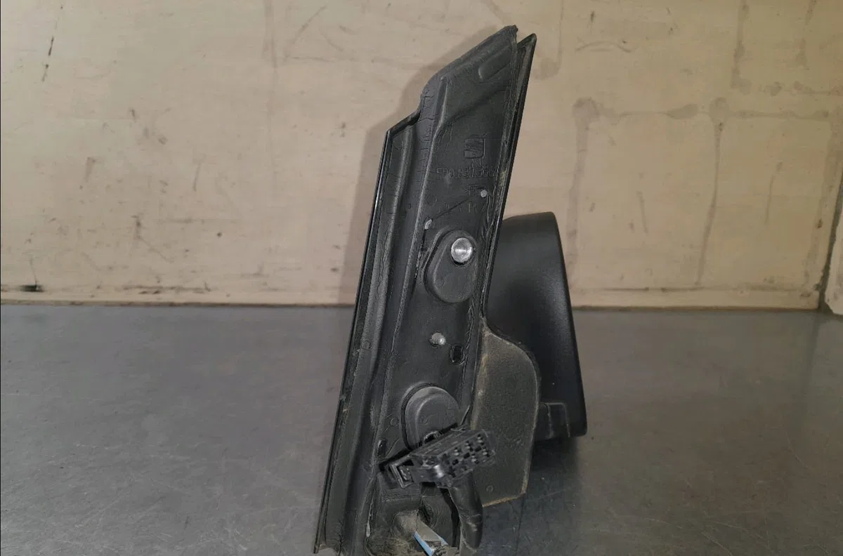 Retroviseur exterieur electrique droit Seat ALTEA (5P1) 1.6 tdi (2009) occasion