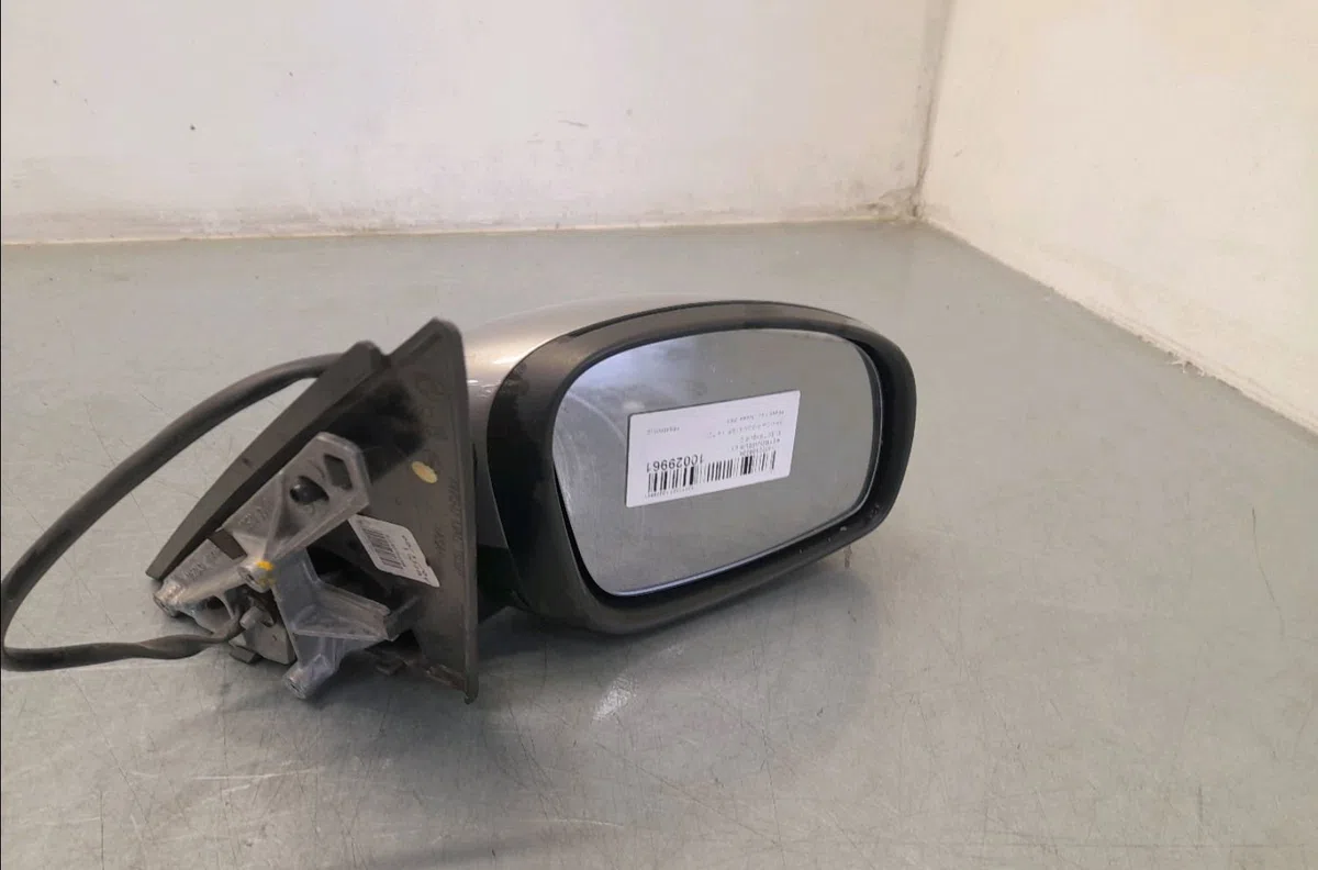 Retroviseur exterieur electrique droit SKODA ROOMSTER  1.9 TDI occasion