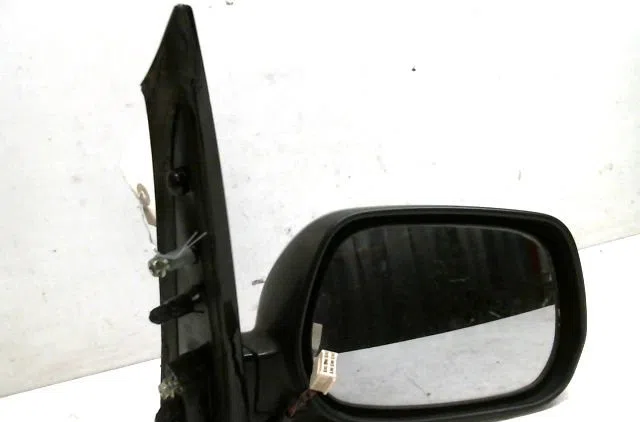 Retroviseur exterieur electrique droit TOYOTA AVENSIS occasion