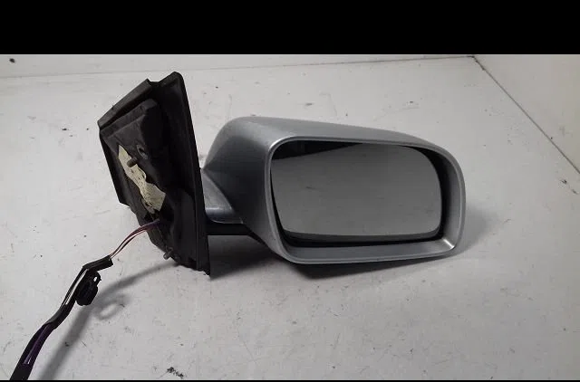 Retroviseur exterieur electrique droit Volkswagen FOX 3-5 portes (5Z1, 5Z3, 5Z4) 1.2 (2005-2011) occasion