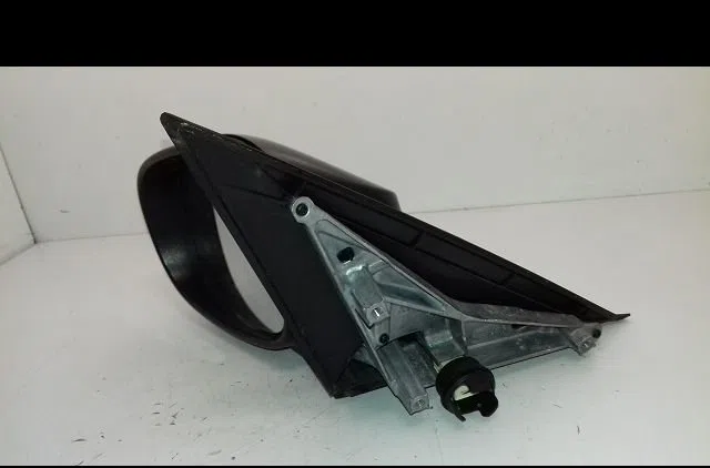 Retroviseur exterieur electrique gauche Bmw 1 (E87) 116 d (2009-2011) occasion