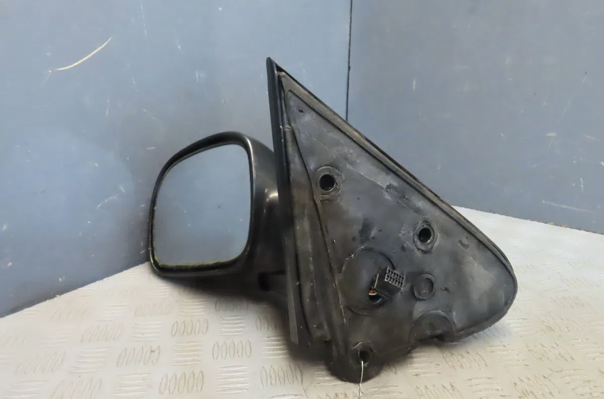 Retroviseur exterieur electrique gauche CHRYSLER VOYAGER 2001 occasion