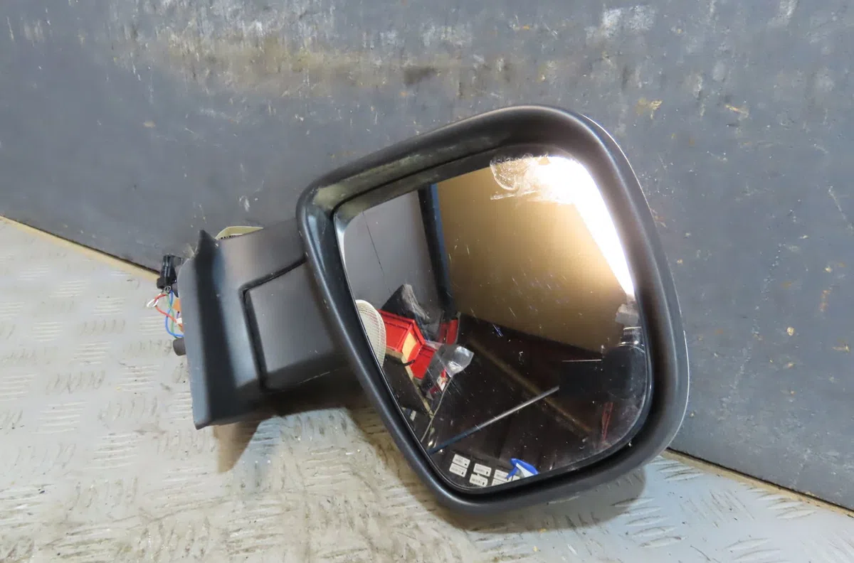Retroviseur exterieur electrique gauche Citroen BERLINGO MULTISPACE (B9) 1.6 hdi 115 (2010) occasion