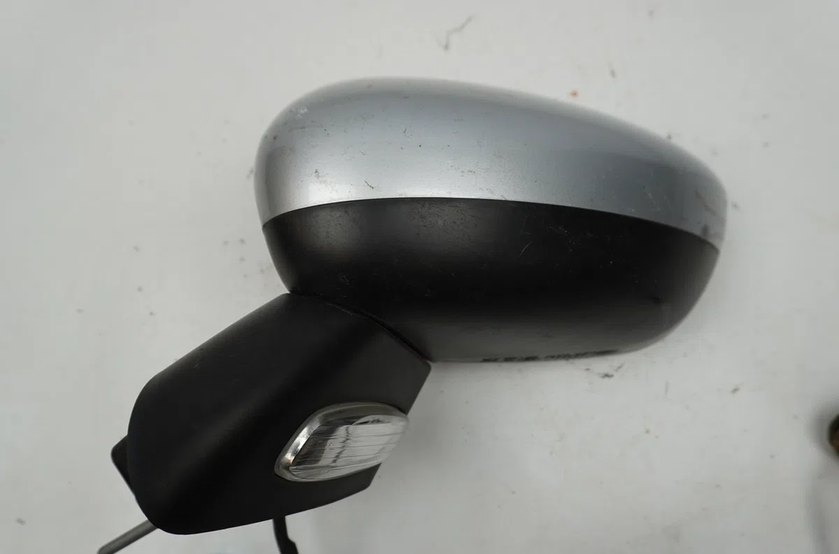 Retroviseur exterieur electrique gauche Citroen C3 II (SC_) 1.4 hdi 70 (sc8hzc, sc8hr0, sc8hp4) (2009) 5 portes occasion