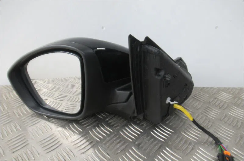 Retroviseur exterieur electrique gauche Peugeot 2008 II (UD_, US_, UY_, UK_) E-2008 (2019) occasion
