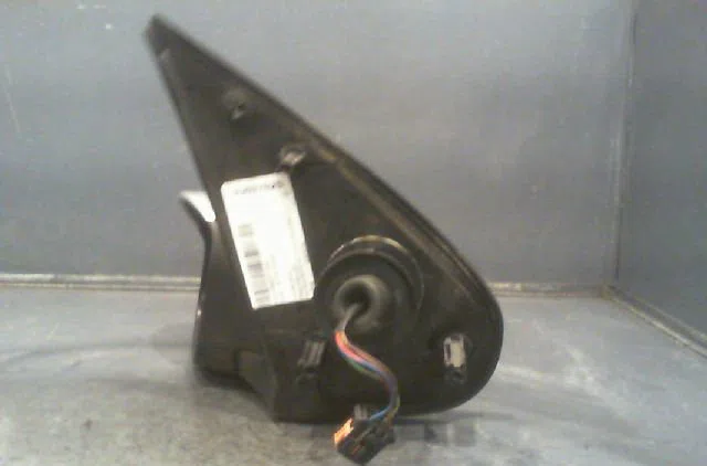 Retroviseur exterieur electrique gauche Peugeot 206 (2L_, 2M_) 1.4 hdi eco 70 (2009-2013) 5 portes occasion