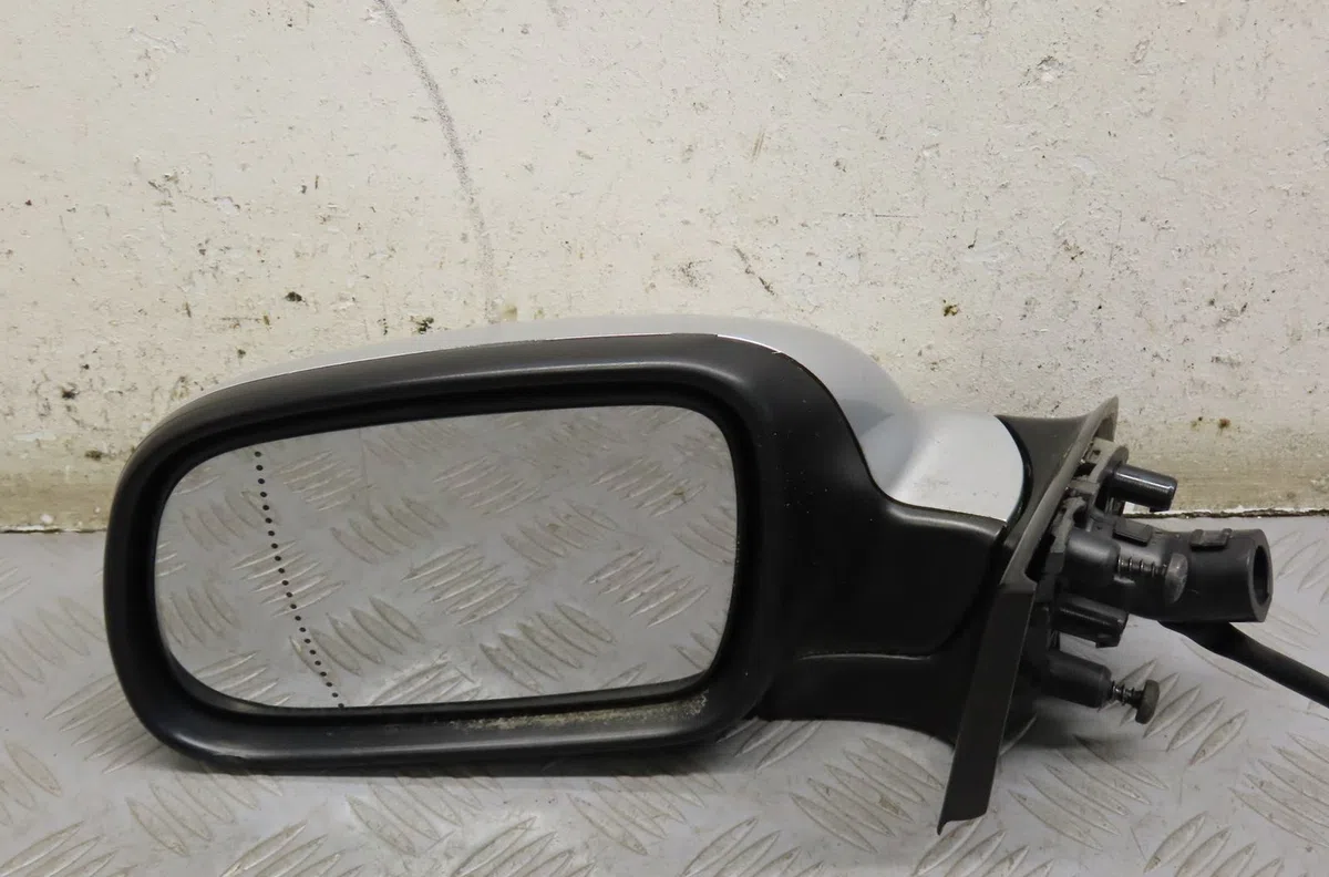 Retroviseur exterieur electrique gauche Peugeot 307 SW (3H) 2.0 hdi 90 (2002-2008) occasion
