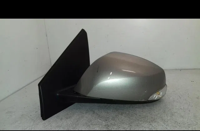 Retroviseur exterieur electrique gauche Renault MEGANE III 3-5 portes (BZ0-1_, B3_) 1.5 dci (bz09, bz0d, bz1w, bz29, bz1