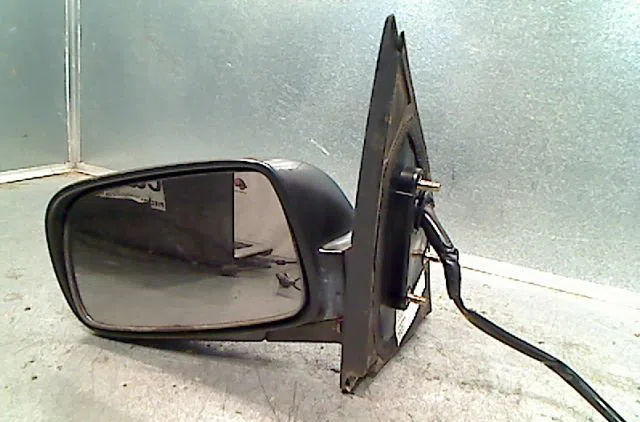 Retroviseur exterieur electrique gauche TOYOTA YARIS 1999 occasion